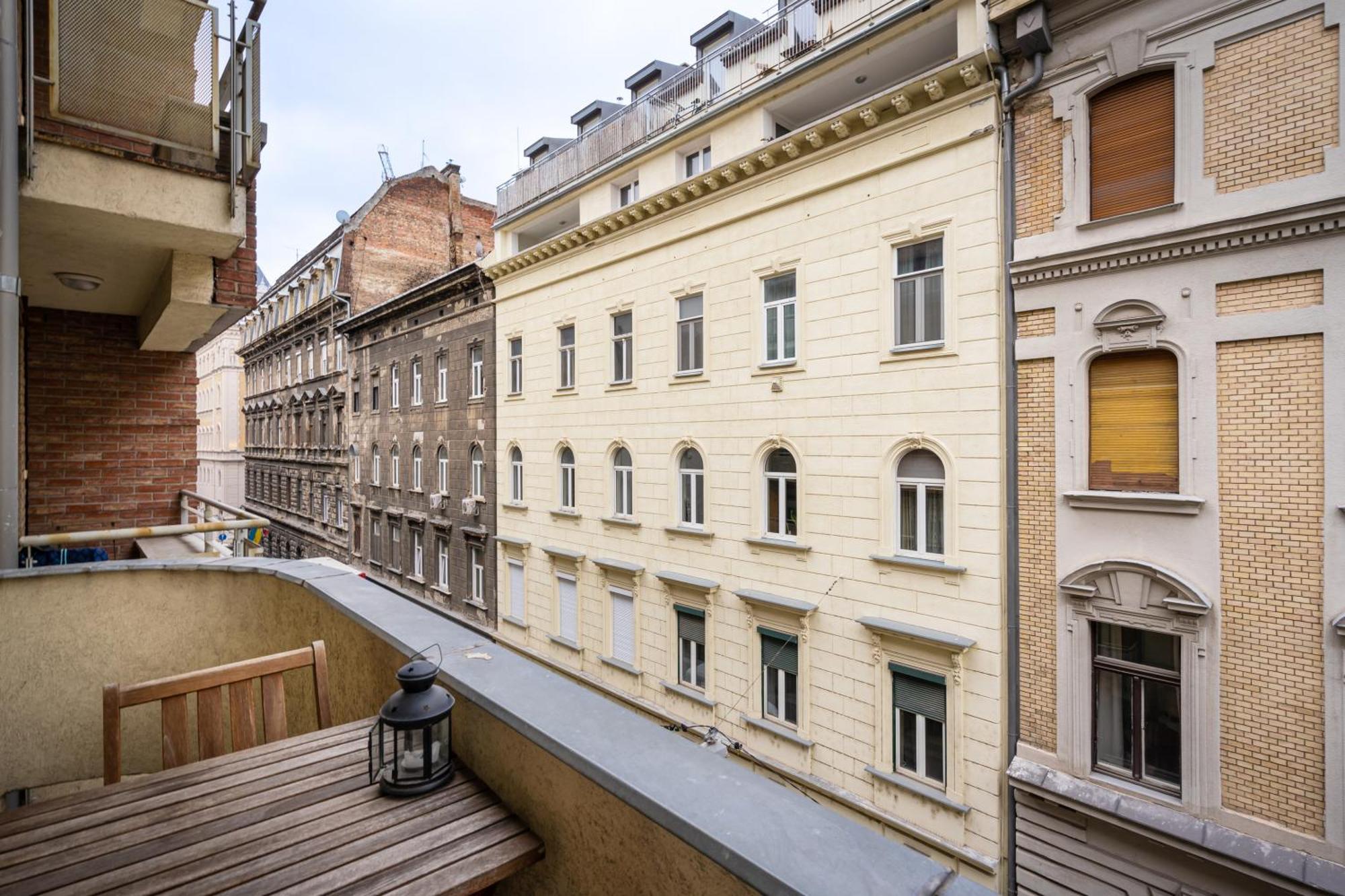 Paulay Deluxe 1 Budapešť